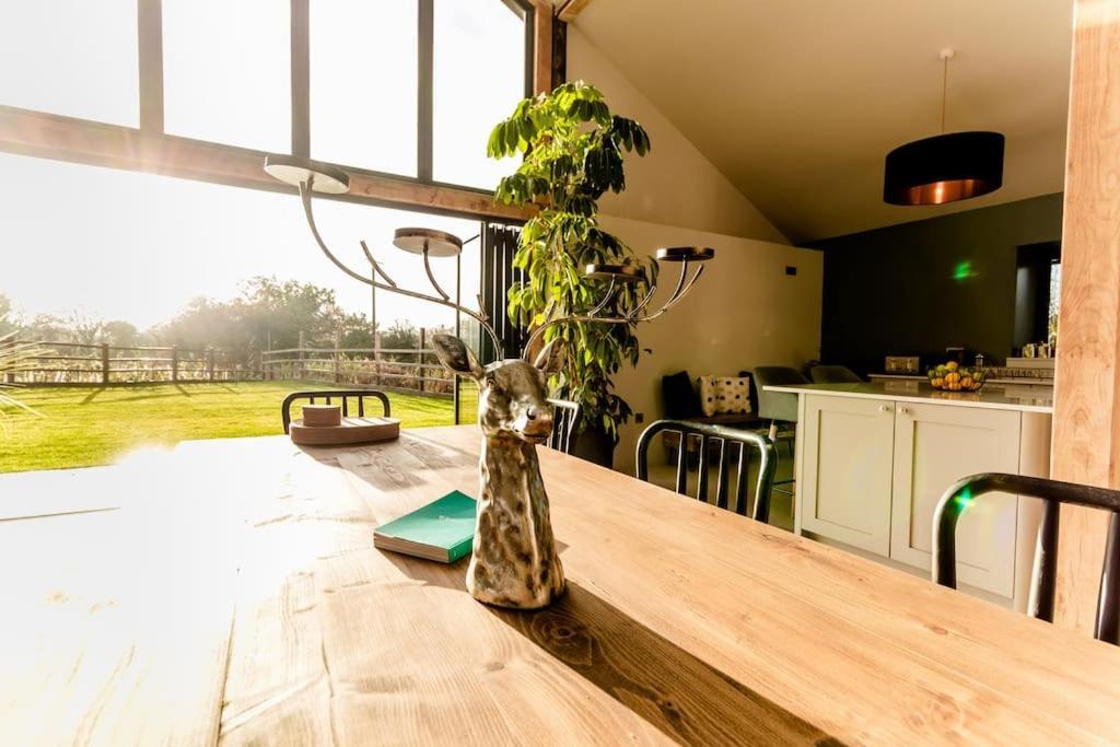 Beautiful Barn Conversion Close To The Broads Dilham Ngoại thất bức ảnh