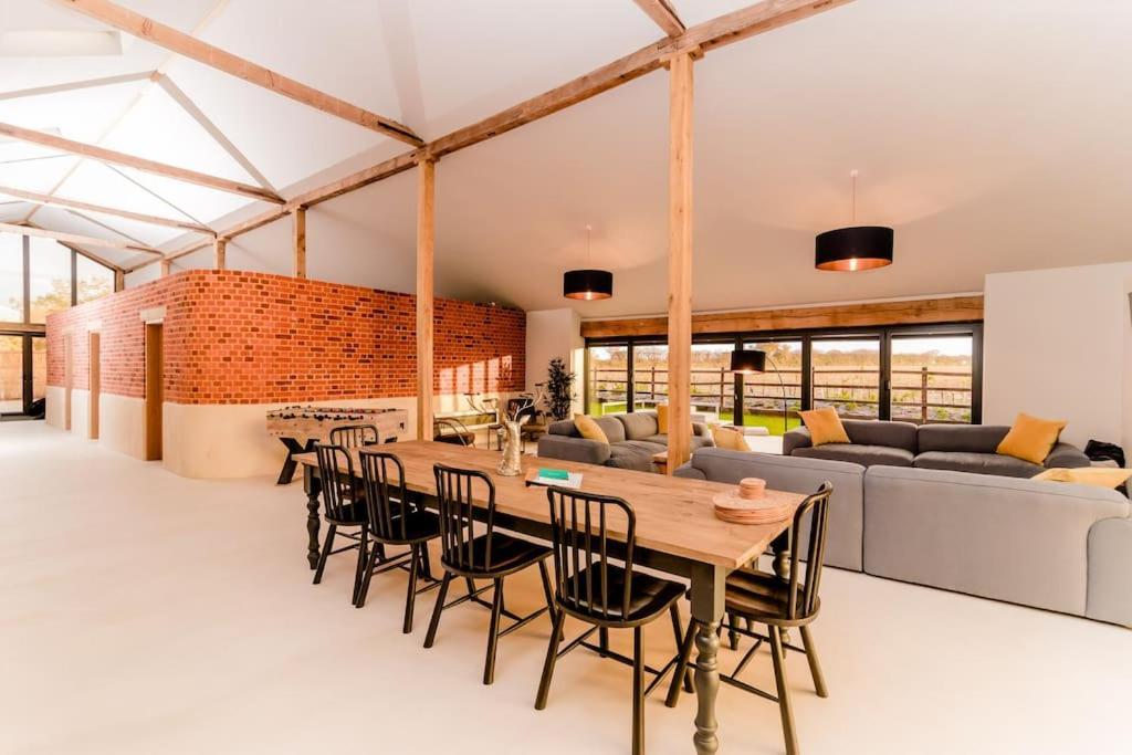 Beautiful Barn Conversion Close To The Broads Dilham Ngoại thất bức ảnh